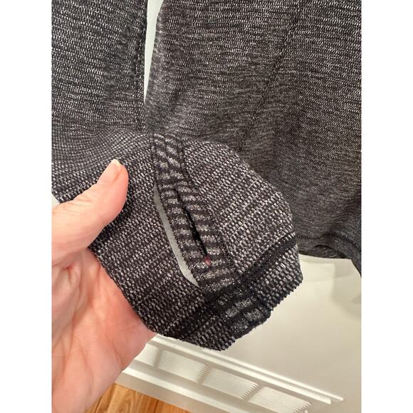 Lululemon Long Sleeve Top Size 8 - Picture 5 of 6